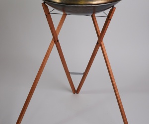 Skladací stojan na handpan na hranie v stoji I.